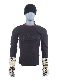 Marvel’s Daredevil (Tv Series) | Matt Murdock’s Stunt Vigilante Costume and Muay Thai Gloves | Propstore