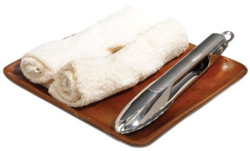 Lot 51 - Hero Towel Serving Set from Tony‘s Private Jet