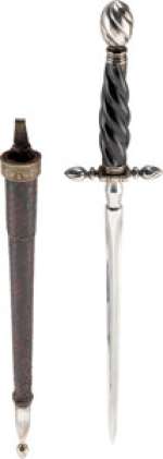 Petyr "Littlefinger" Baelish (Aidan Gillan) Hero Dagger from Game of Thrones (HBO® Original 2011-2019, Season 1).