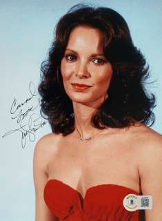 Charlie’s Angels - Classic TV | Charlie’s Angels - Classic TV - Jaclyn Smith (Kelly Garrett) - Autograph, Photo With Beckett COA | Catawiki