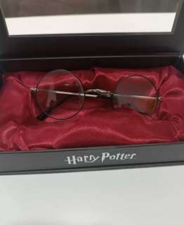 Harry Potter - - Movie prop Harry potter’s glasses (mint condition) | Catawiki