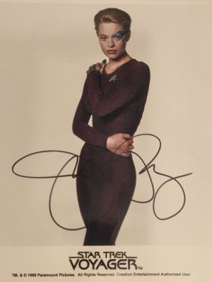 Star Trek Autogramm Jeri Ryan als Seven of 9 aus Voyager Orginal signiert LOA | Catawiki