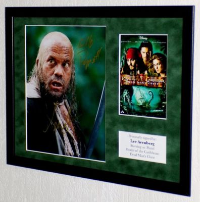 Pirates of the Caribbean - Lee Arenberg (Pintel) Premium Framed, signed, Certificate of Authenticity | Catawiki
