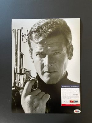 James Bond 007: Live And Let Die - Roger Moore | Catawiki