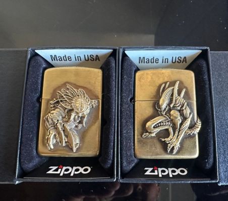 Zippo - Alien VS Predator - Statuette, AVP - 4 cm - Metal | Catawiki
