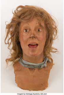 Geena Davis "Thelma" and Susan Sarandon "Louise" (2) prop heads from Thelma & Louise....