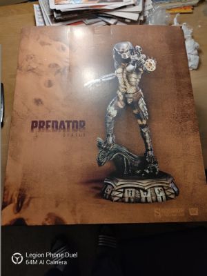 Predator - Predator statue 1/6 scale with box in mint condition - Sideshow Toys