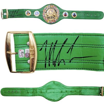 Mike Tyson - Autographed Green WBC World Championship Belt - Beckett BAS Witness | Catawiki