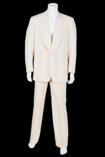 WARREN BEATTY BUGSY FILM WORN TUXEDO JACKET AND DVD | Julien’s