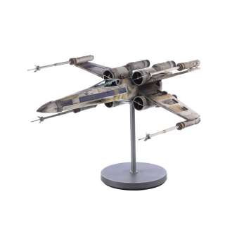 STAR WARS: ANDOR (TV SERIES, 2022-PRESENT) - Lot 389 - Light-up Blue Leader X-Wing Art Department Reference Model Miniature