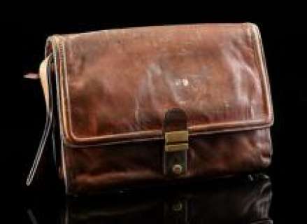 Narcos - Lot 3 - Season 1 - Episode 1: DESCENSO El Patron’s (Wagner Moura) Leather Satchel