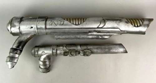 Wing Commander 3 Kilrathi Screen Used Prop Foam Gun | misc / divers