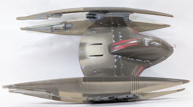 Lot 3270 - Large Star Wars Episode 1 Toys R Us Store Display Vulture Droid Ship | misc / divers