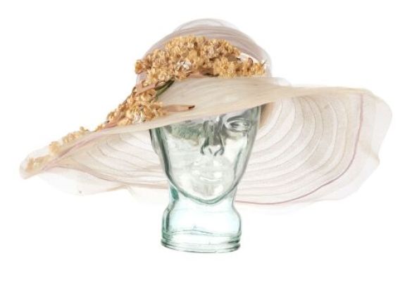 THE GREAT GATSBY (1974) - Lot #172 : Daisy Buchanan‘s (Mia Farrow) Hat