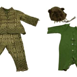 The Great Baby Paul’s Jacket, Trousers, Baby Grow, Ruff & Bear Hat | VIP Fan Auctions