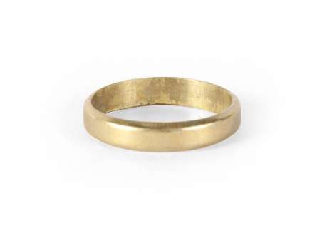 Lot 25 - SCHINDLER‘S LIST PROP RING