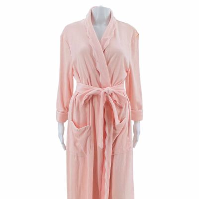 Lot #220: Poker Face Season 2 Greta Finch (Katie Holmes) Screen Worn Robe Ch 3 Sc 11, 12, 13 Ep 202