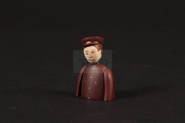 Thomas and Friends - Sodor brass band member seated miniature figure