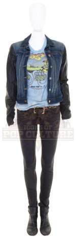 Lot 6 - Amazing Spider-Man, The – Mary Jane Watson’s (Shailene Woodley) Outfit – 21-23