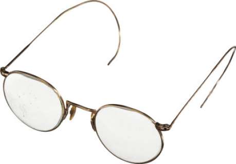 Edward Van Sloan’s Prop Eyeglasses from "Dracula" Stage Play (1928-29). | Heritage