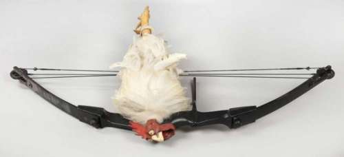 Lot 860 - Bow & chicken arrow from Hot Shots! Part Deux
