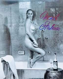 James Bond 007: Casino Royale | James Bond 007: Casino Royale - Ursula Andress - signed with COA | Catawiki