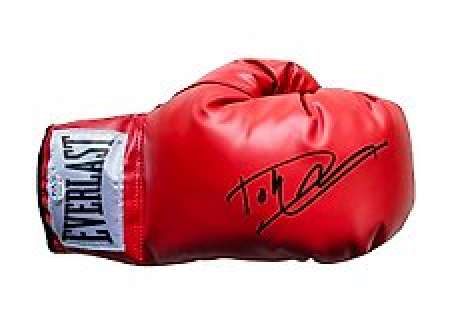 Rocky IV | Rocky IV - Dolph Lundgren (Ivan Drago) - Signed Boxing Glove , with PSA Coa | Catawiki