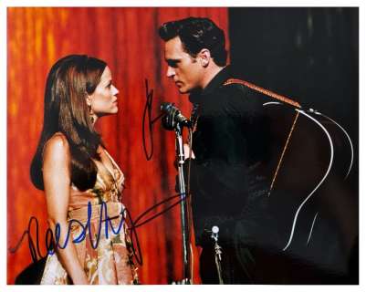 Joaquin Phoenix & Reese Witherspoon - Authentic Dual Signed Photo from "Walk the Line" - with LOA | Catawiki