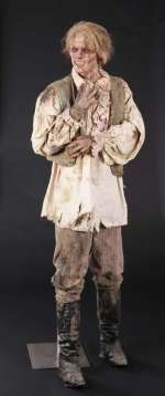 Lot 900 - Tom Cruise costume display from Interview with the Vampire: The Vampire Chronicles