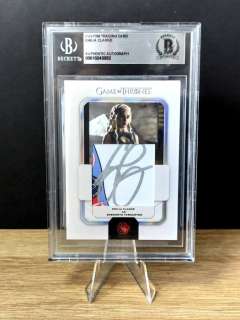Game of Thrones - Game of Thrones - Emilia Clarke - Daenerys Targaryen - Authentic Autograph - Beckett | Catawiki