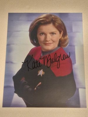 Kate Mulgrew - Signed | Catawiki