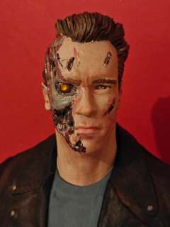 T2 Terminator 2 Judgment Day - Arnold Schwarzenegger (T-800) - Statue on base, handpainted (72,5 cm overall high), three interchangeable heads | Catawiki
