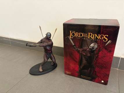 Sideshow Weta - Figure - Uruk-hai Berserker #2663 / 3000 - Resin | Catawiki