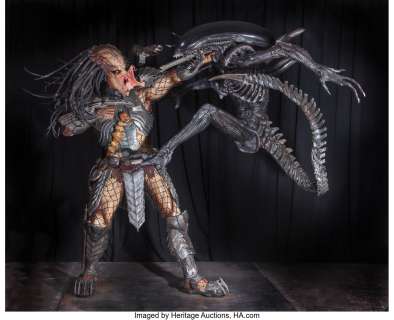 Alien vs. Predator full size figure display with screen used armor elements.... | Profiles in History