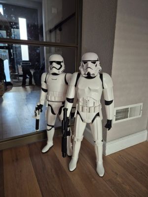 Star Wars - Stormtrooper and first order stormtrooper 80cm 31inch - jakks pacific - BigFig - 2014 - repaired - Jakks Pacific | Catawiki