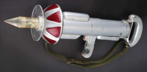 Lot 999 - Land of the Giants laser welder gun also used in City Beneath the Sea.