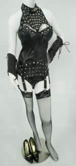 Rosie O’Donnell "Exit to Eden" 5-Pc. Leather Ensemble | GWS Auctions