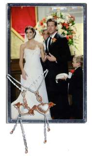 ‘‘Desperate Housewives‘‘ Screen-Used Props Custom-Made for the Show -- Necklace & Framed Wedding Photo of Teri Hatcher as Susan Delfino