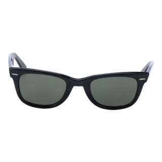 RISKY BUSINESS (1983) - Lot 316 - Joel‘s (Tom Cruise) Sunglasses with Press Kit and Production Materials