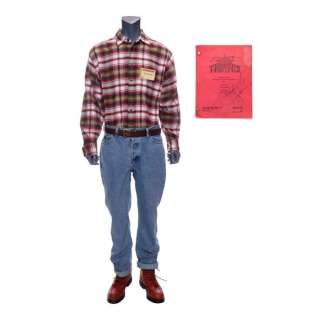 HOME IMPROVEMENT (1991-1999) - Lot #194 : Al Borland‘s (Richard Karn) Costume with Hardware Expo Badge and Autographed Shooting Script