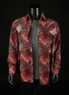 MISSION: IMPOSSIBLE - ROGUE NATION (2015) - Lot 301 - Ethan Hunt‘s (Tom Cruise) Shirt and T-Shirt