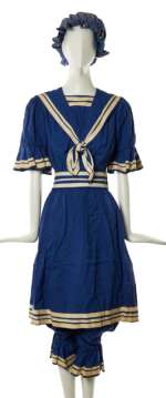 Lot 172 - LESLIE CARON: "GIGI" ORIGINAL PERIOD BATHING COSTUME (WITH DVD AND PHOTO)