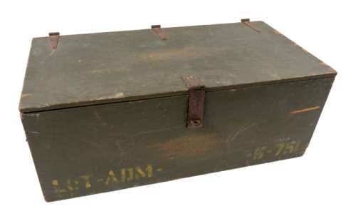 Lot 852 - FULL METAL JACKET: MILITARY FOOTLOCKER BOX PROP (WITH DVD)