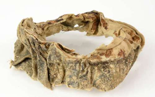 Doctor Who - The Silurians (1970) Original Silurian neck valance. | Ewbank’s