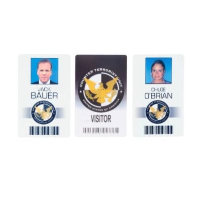 24 (T.V. SERIES, 2001-2010) - Lot #436 : Jack Bauer (Kiefer Sutherland) and Chloe O‘Brian‘s (Mary Lynn Rajskub) CTU IDs with Visitor Pass