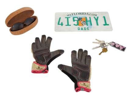 Dexter - Hannah McKay (Yvonne Strahovski) Gardening Accessories and Flower Truck Props