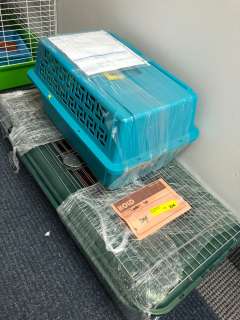 Lot 234 - Two Pet Crates - one Large and One Small from Turner & Hooch