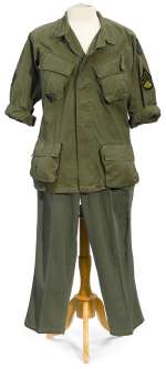A Tom Berenger army uniform from Platoon | Bonhams
