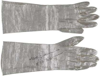 1970s "Mork & Mindy" Robin Williams Screen-Worn, Signed, Inscribed Silver Gloves (2 Gloves) - Thurm LOP, Beckett LOA | Goldin