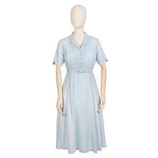 Claire Foy (as the Queen): A crepe tea dress Season 1, Episode 4, ’Act of God’ and Season 1, Episode 6, ’Gelignite’ | Bonhams